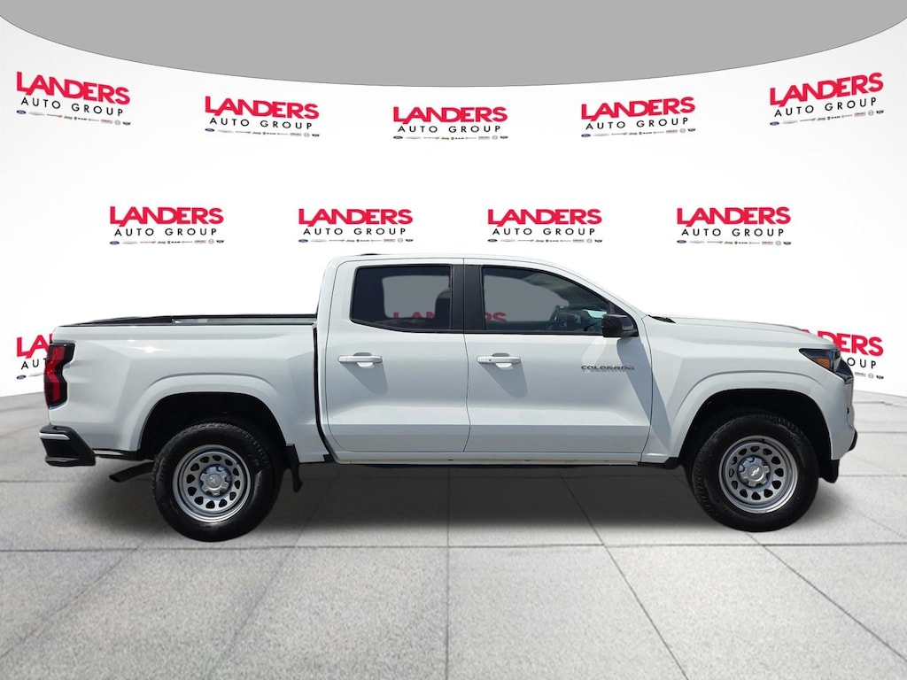Used 2024 Chevrolet Colorado LT Truck Crew Cab