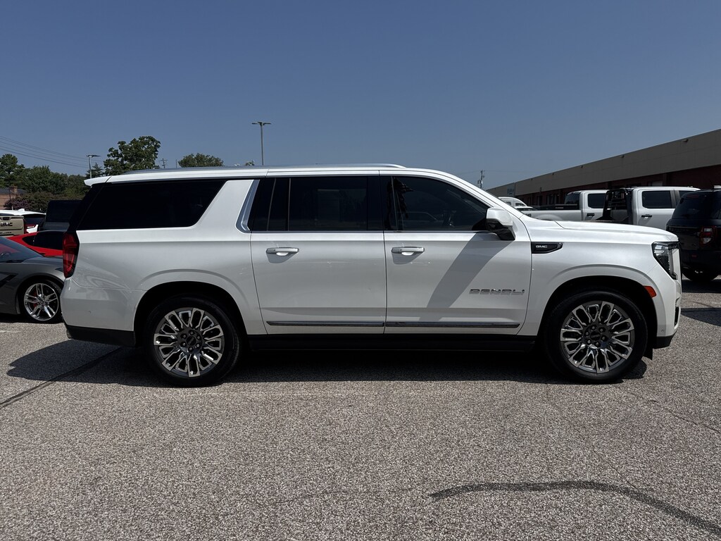 Certified 2023 GMC Yukon XL Denali Ultimate SUV