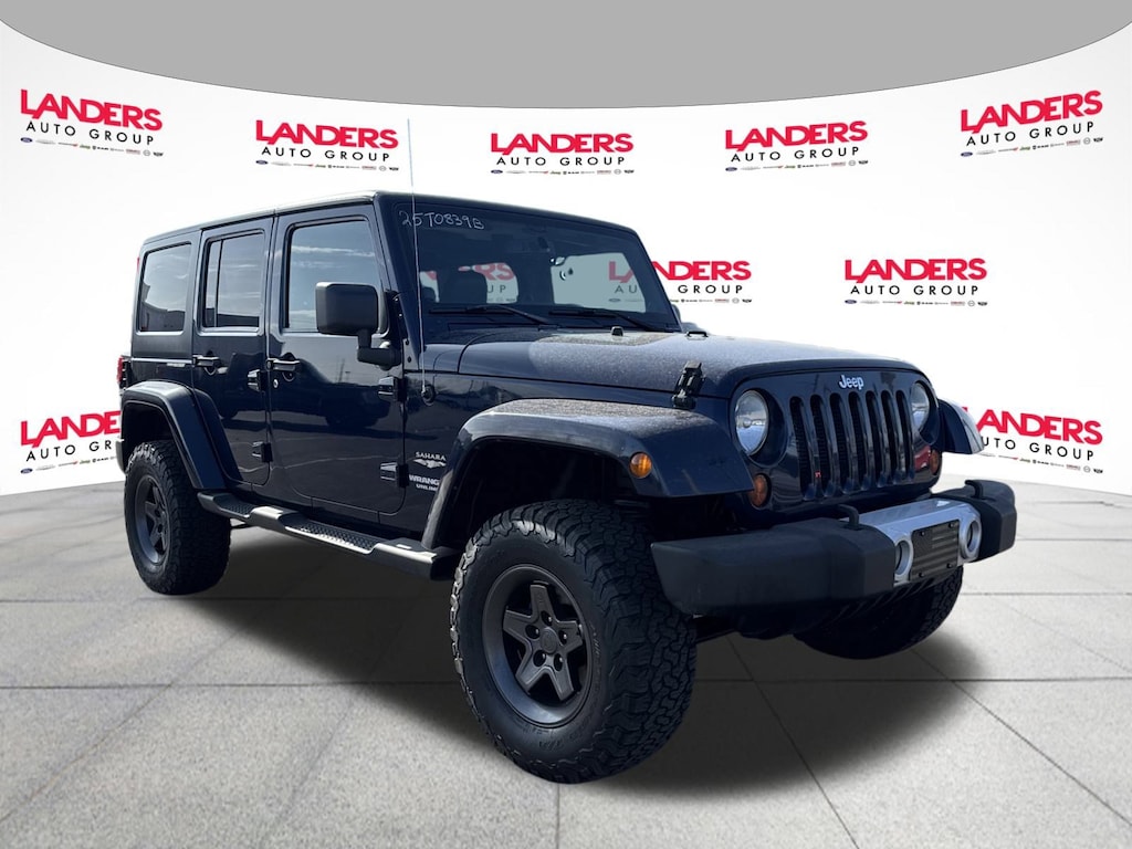 Used 2013 Jeep Wrangler Unlimited Sahara SUV