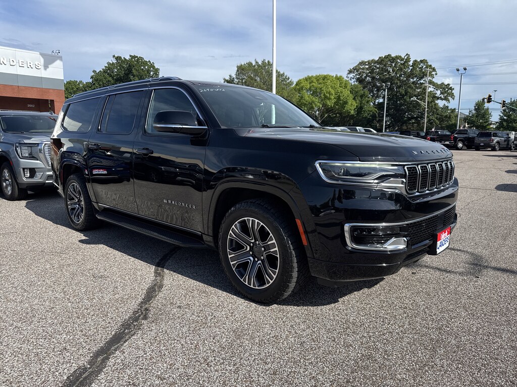 Used 2023 Jeep Wagoneer L SUV