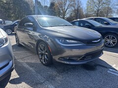 2016 Chrysler 200 S Sedan