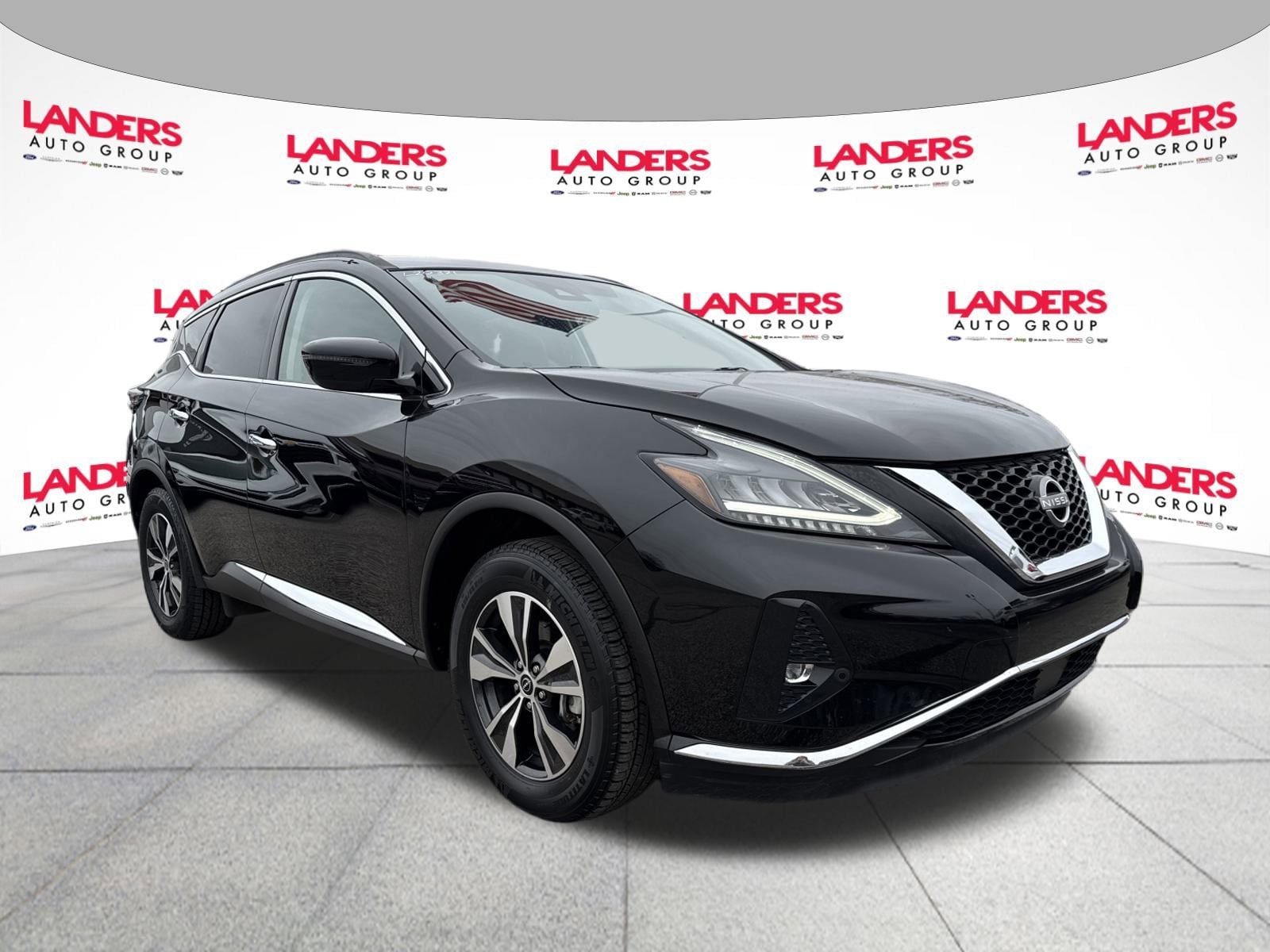 2023 Nissan Murano SV's photo