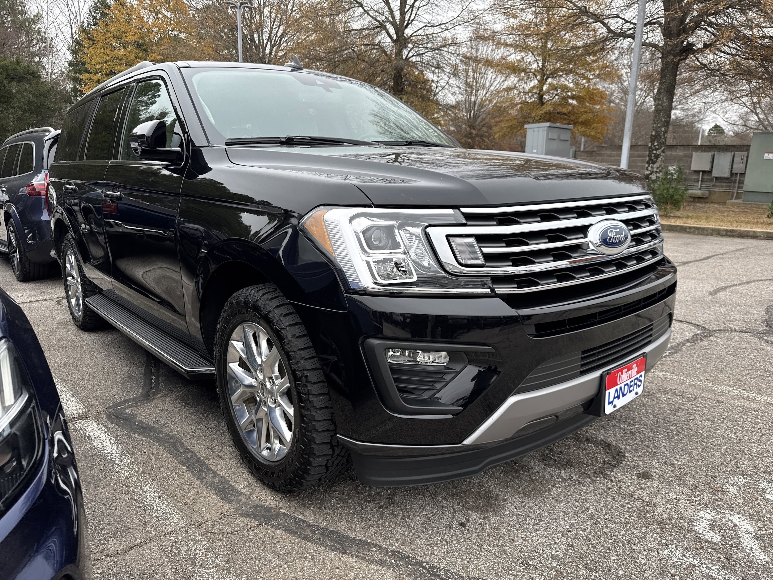 2020 Ford Expedition XLT's photo