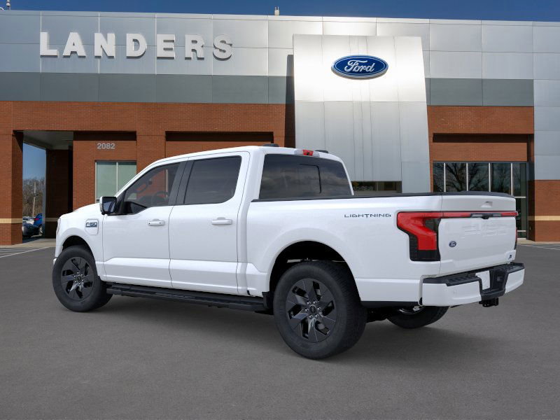 2025 Ford F-150 Lightning Lariat photo 4