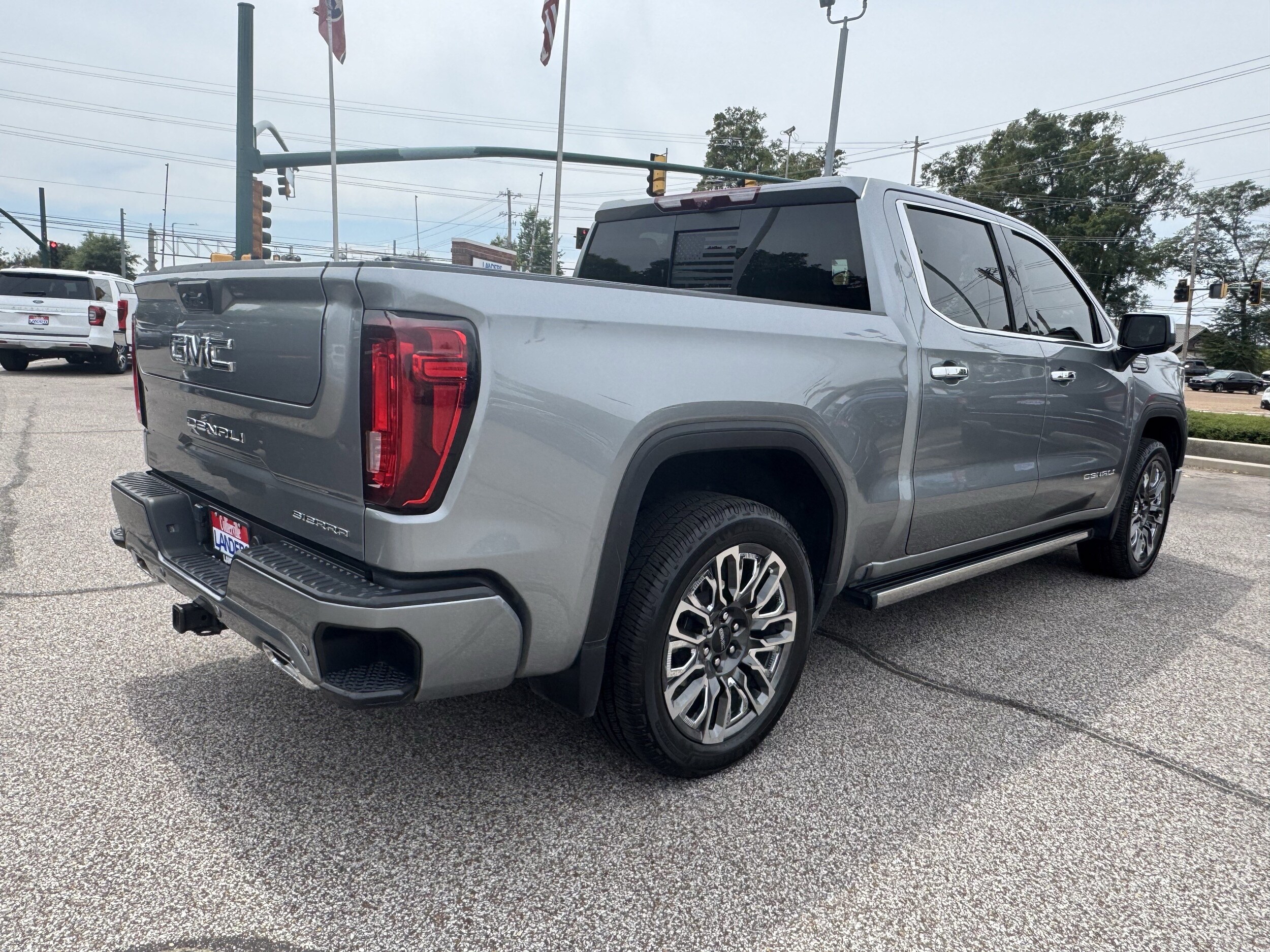 2024 Gmc Sierra 1500 Denali Ultimate photo 3