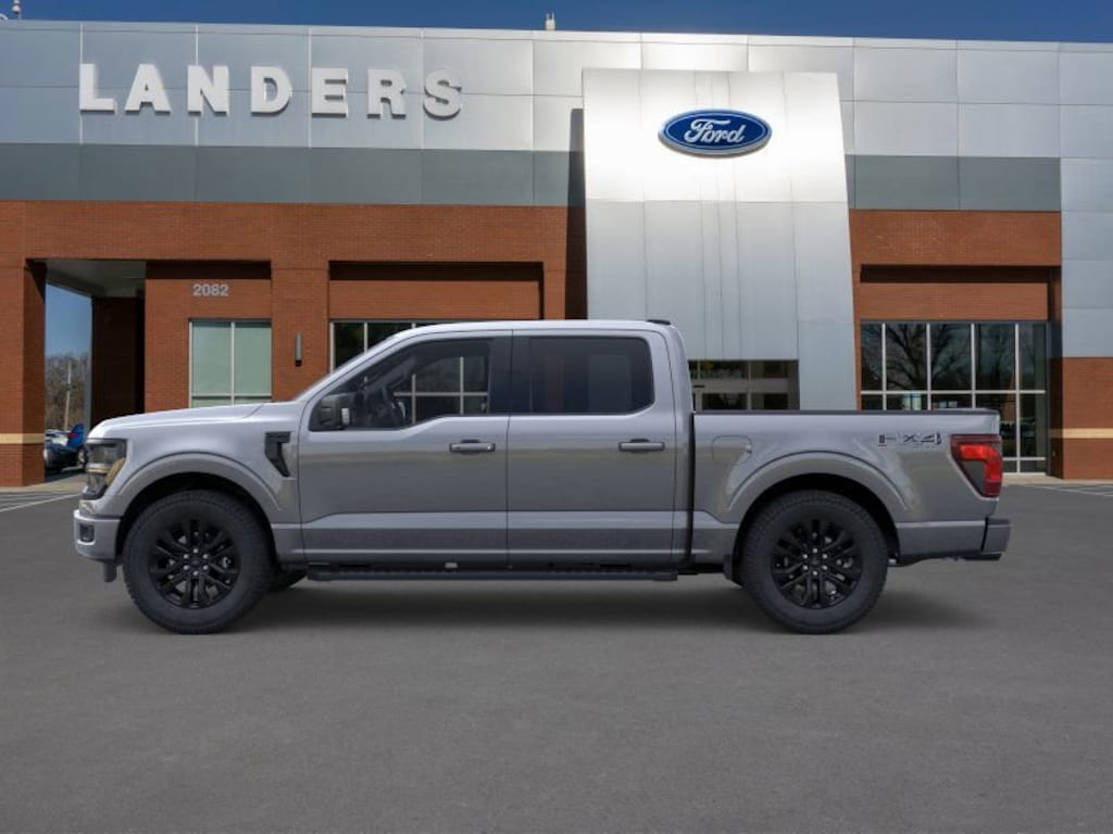 New 2025 Ford F-150 XLT Truck SuperCrew Cab