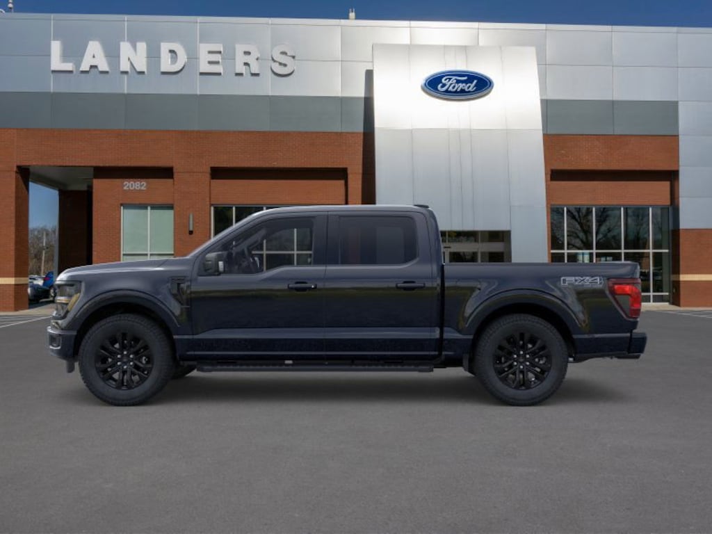 New 2025 Ford F-150 XLT Truck SuperCrew Cab