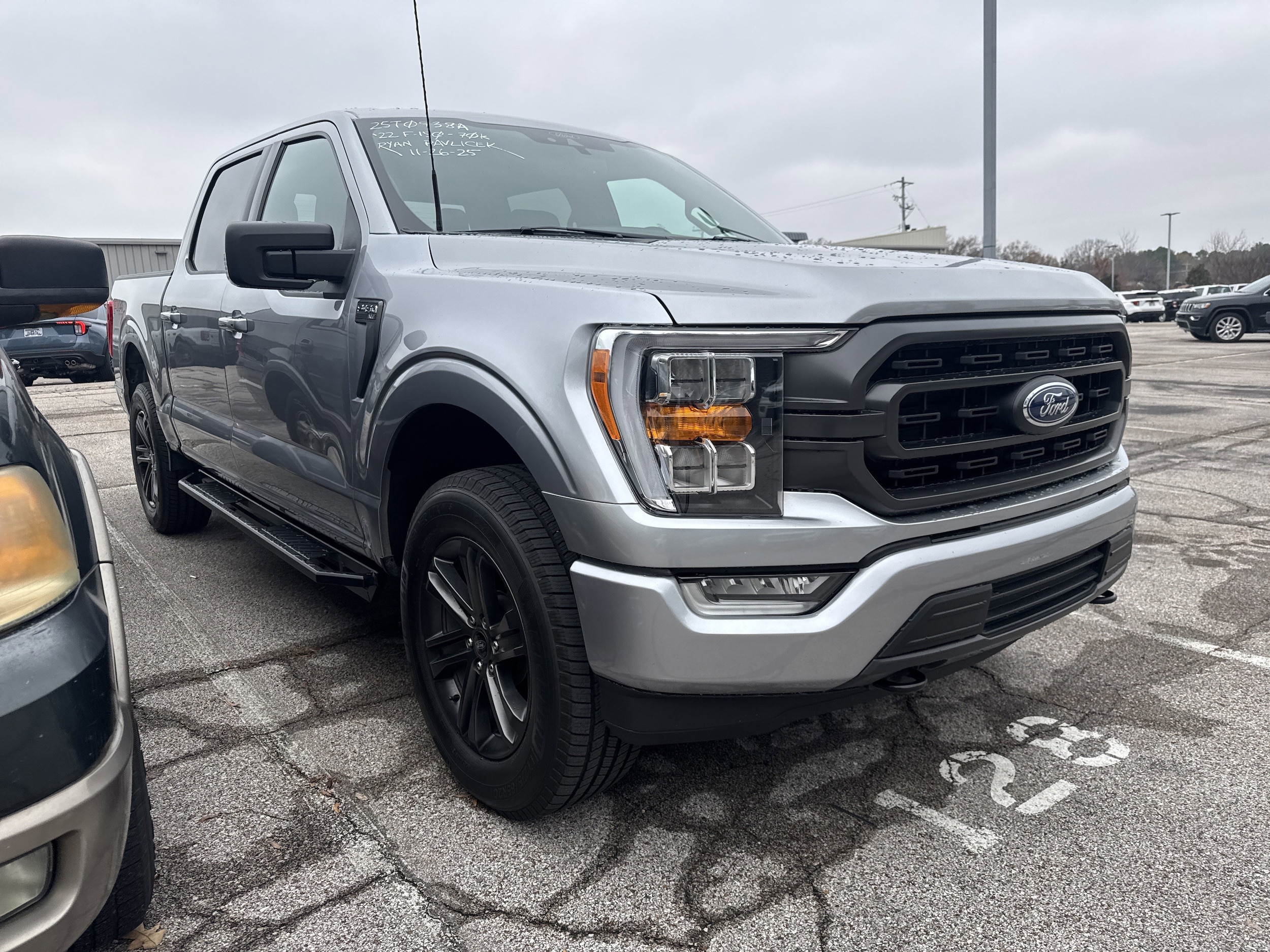 2022 Ford F-150 XLT's photo