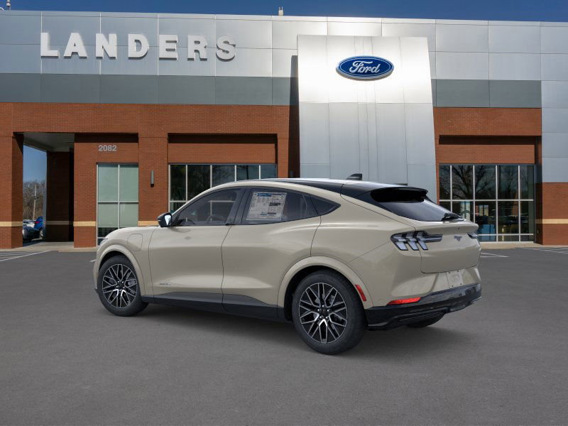 2025 Ford Mustang Mach-E Premium photo 4