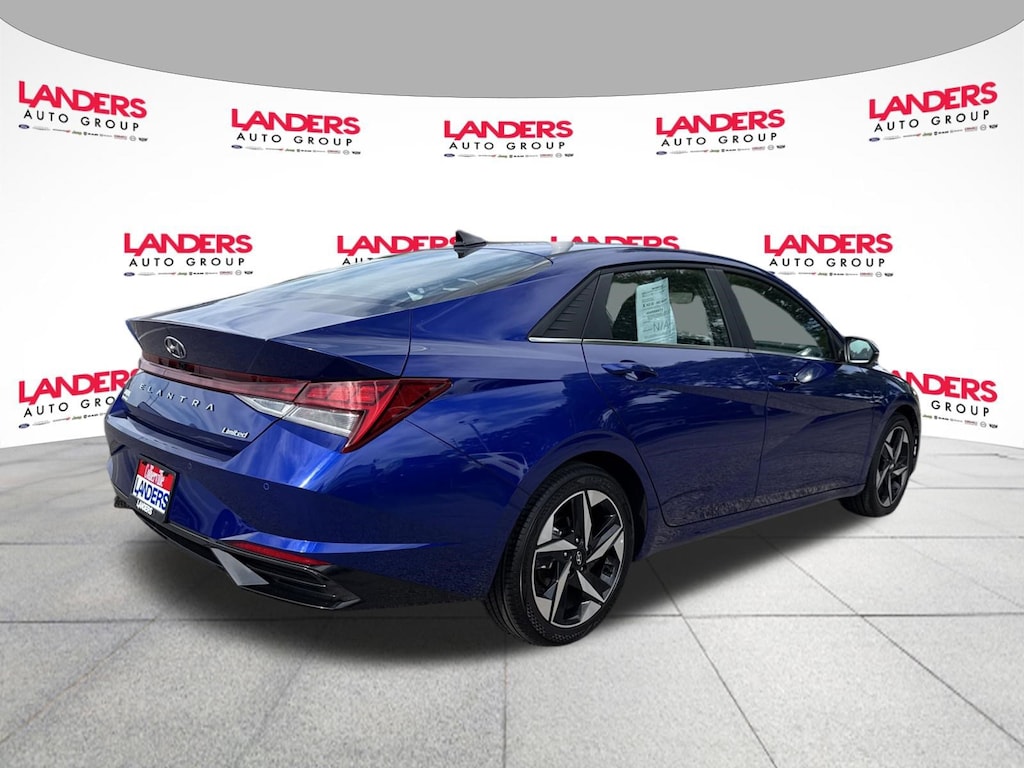 Used 2023 Hyundai Elantra Limited Sedan
