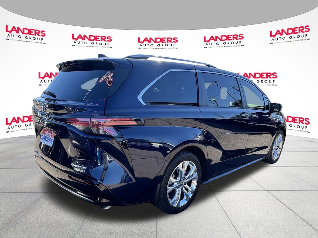 Certified 2021 Toyota Sienna Limited Van