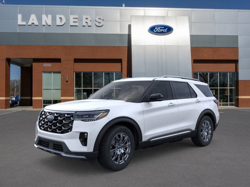 2026 Ford Explorer Platinum's photo