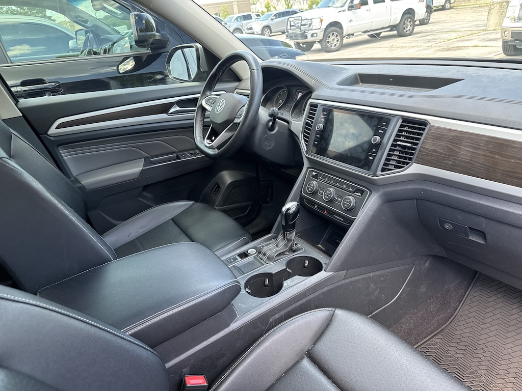 Used 2021 Volkswagen Atlas 2.0T SE SUV