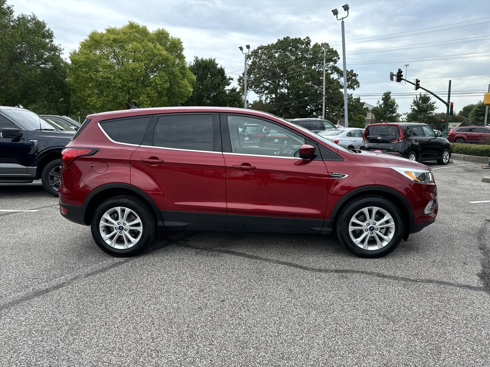 Certified 2019 Ford Escape SE with VIN 1FMCU0GD7KUA30016 for sale in Collierville, TN