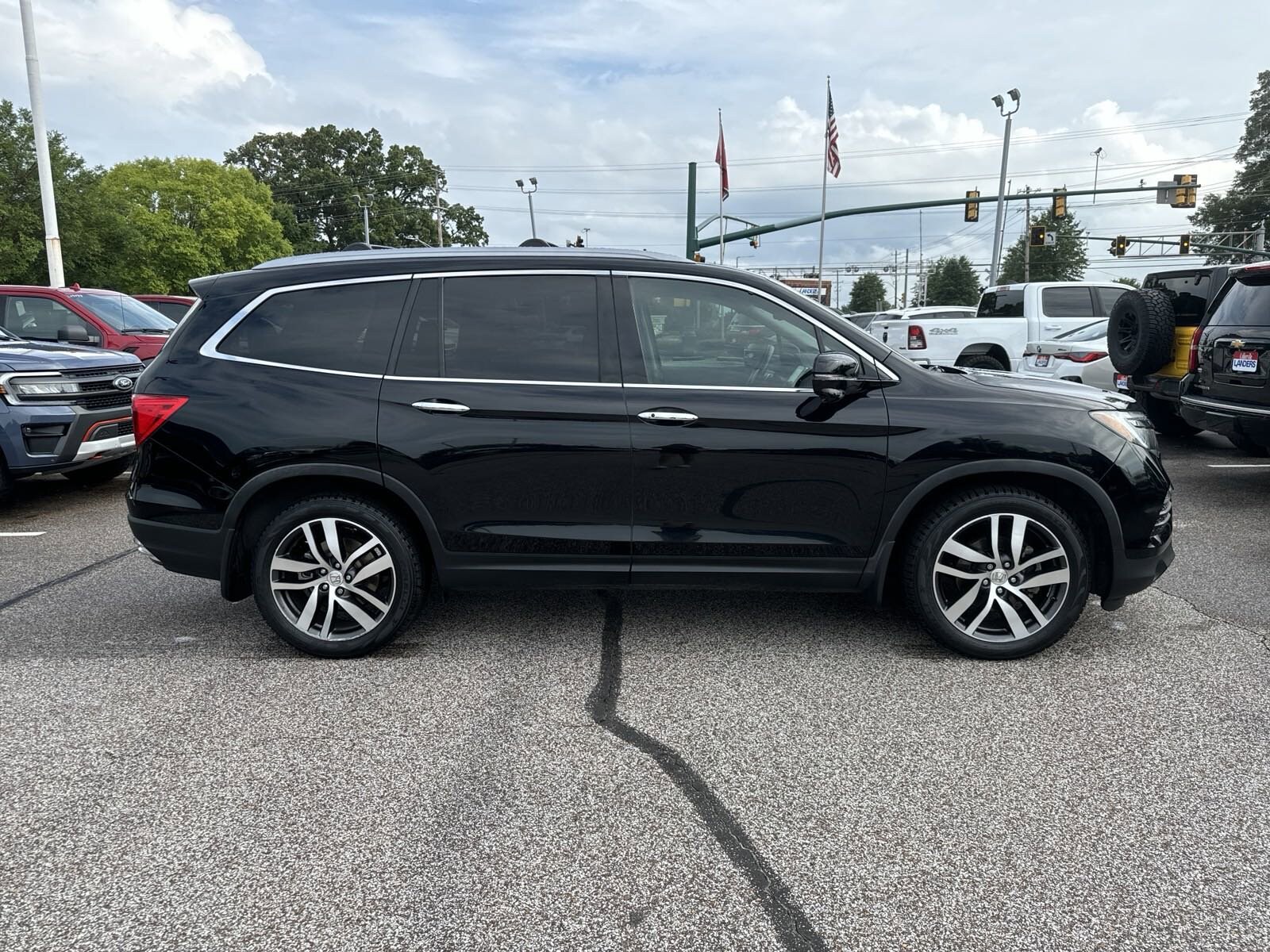 Certified 2016 Honda Pilot Touring with VIN 5FNYF5H92GB053148 for sale in Collierville, TN