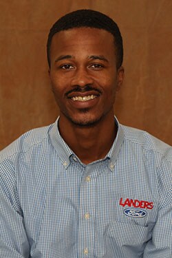 Staff member Daveyon Qualls from ID_a08941e28b2a