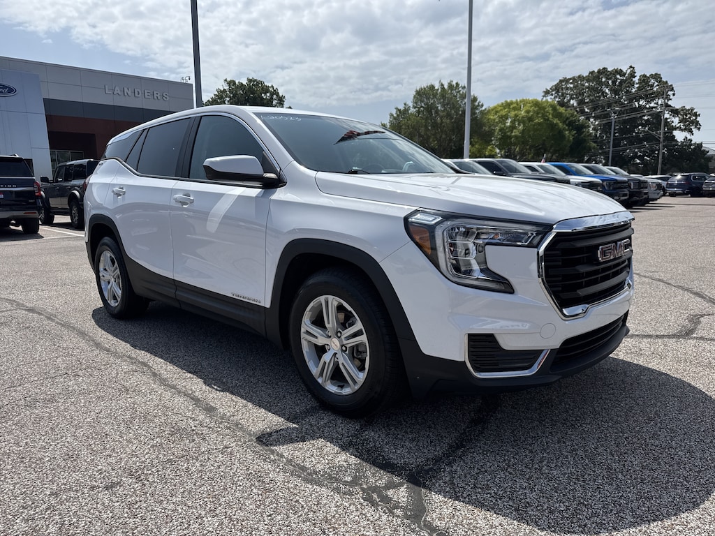 Used 2022 GMC Terrain SLE SUV