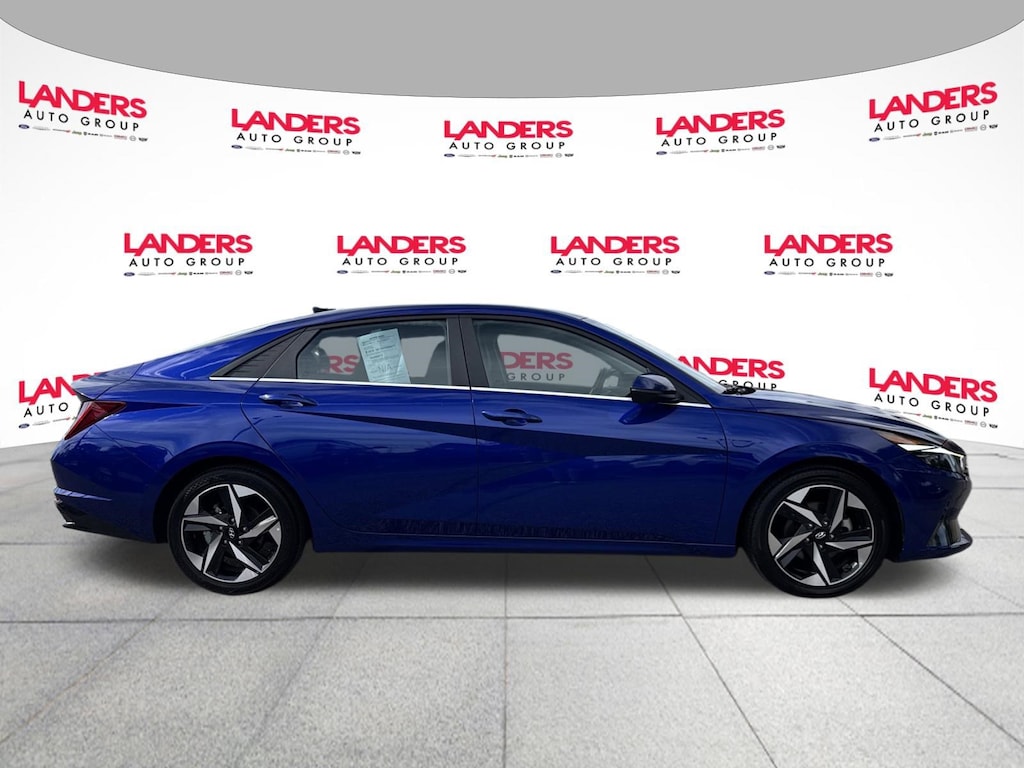 Used 2023 Hyundai Elantra Limited Sedan