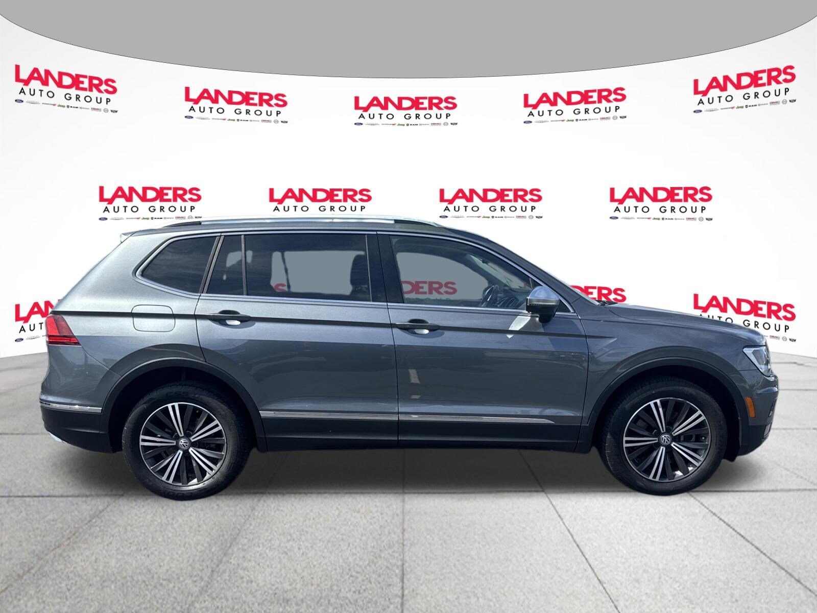 Used 2018 Volkswagen Tiguan SE with VIN 3VV3B7AX2JM075441 for sale in Collierville, TN