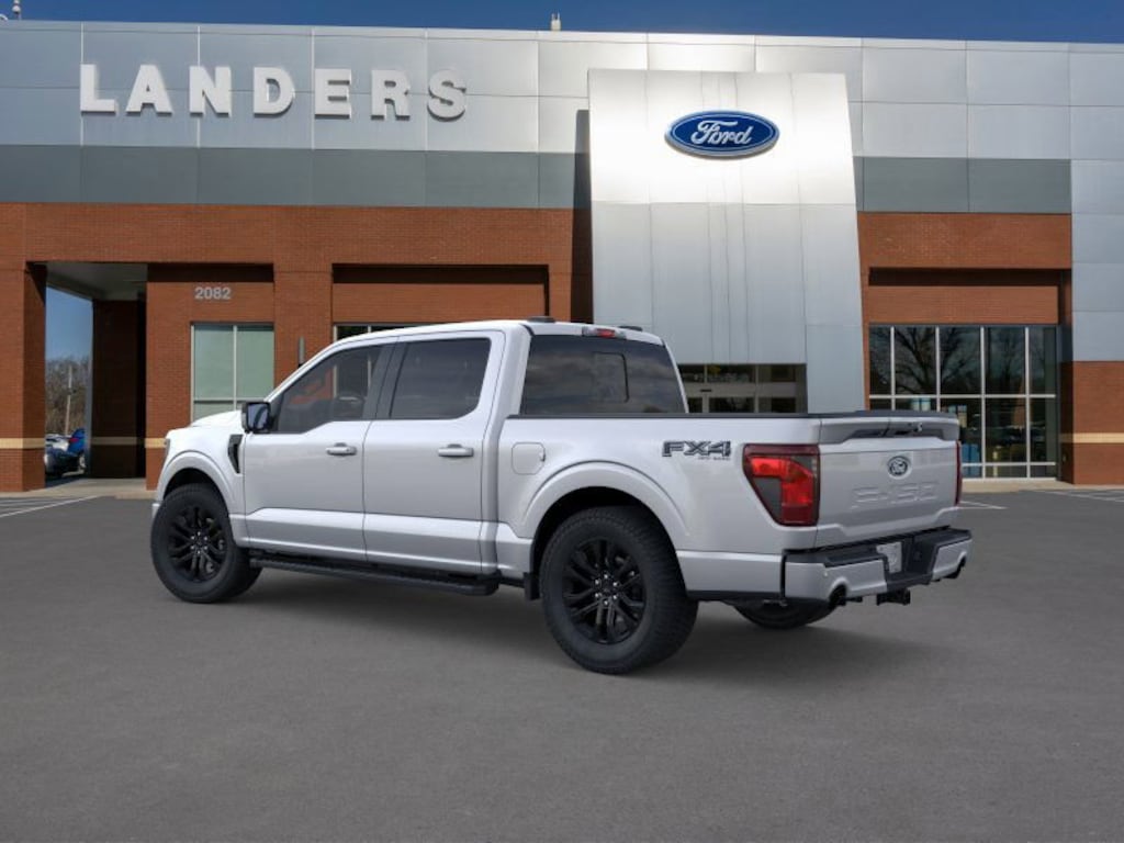 New 2025 Ford F-150 XLT Truck SuperCrew Cab