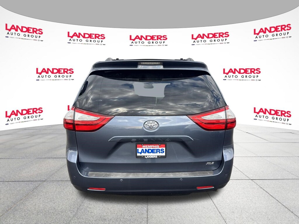 Used 2017 Toyota Sienna XLE Van Passenger Van