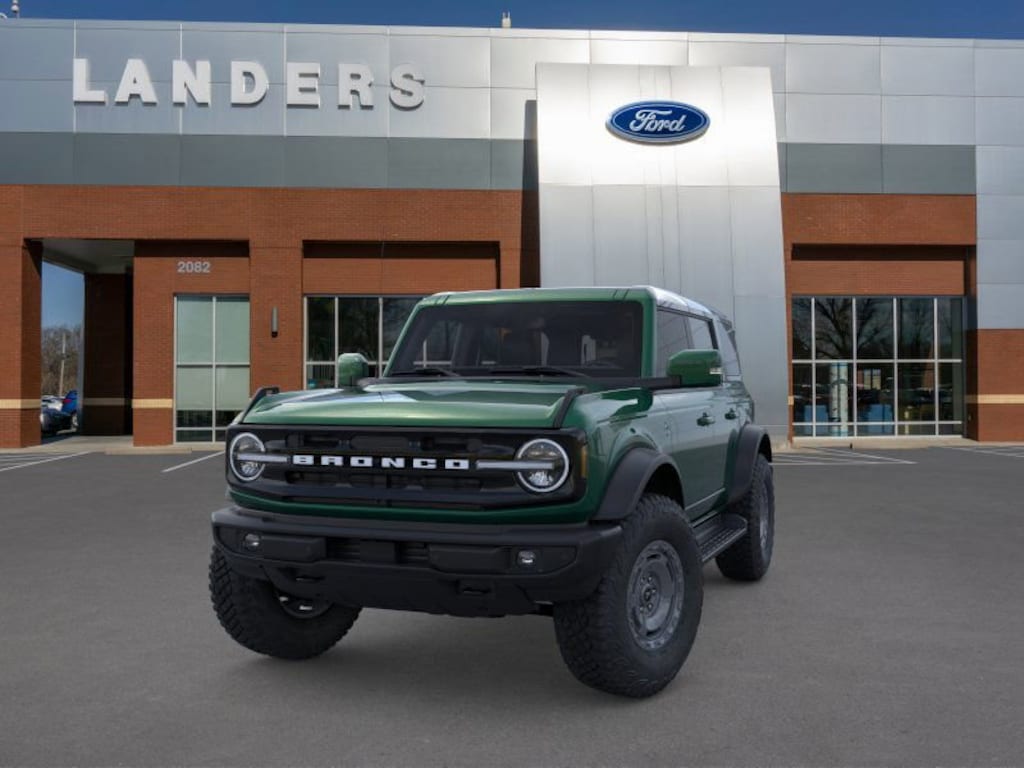 New 2025 Ford Bronco Outer Banks SUV