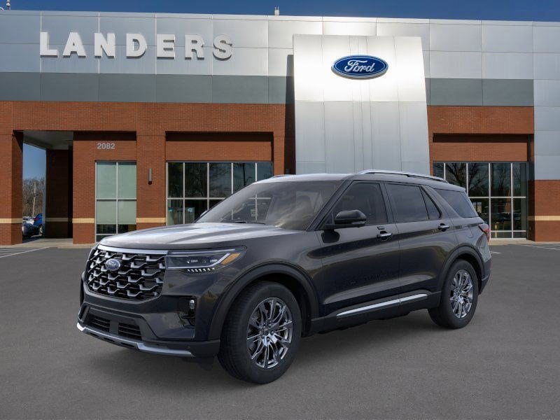 2026 Ford Explorer Platinum's photo
