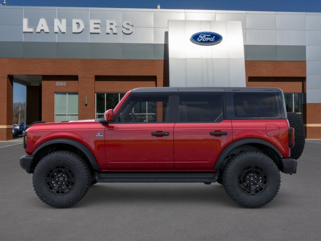 New 2026 Ford Bronco Outer Banks SUV