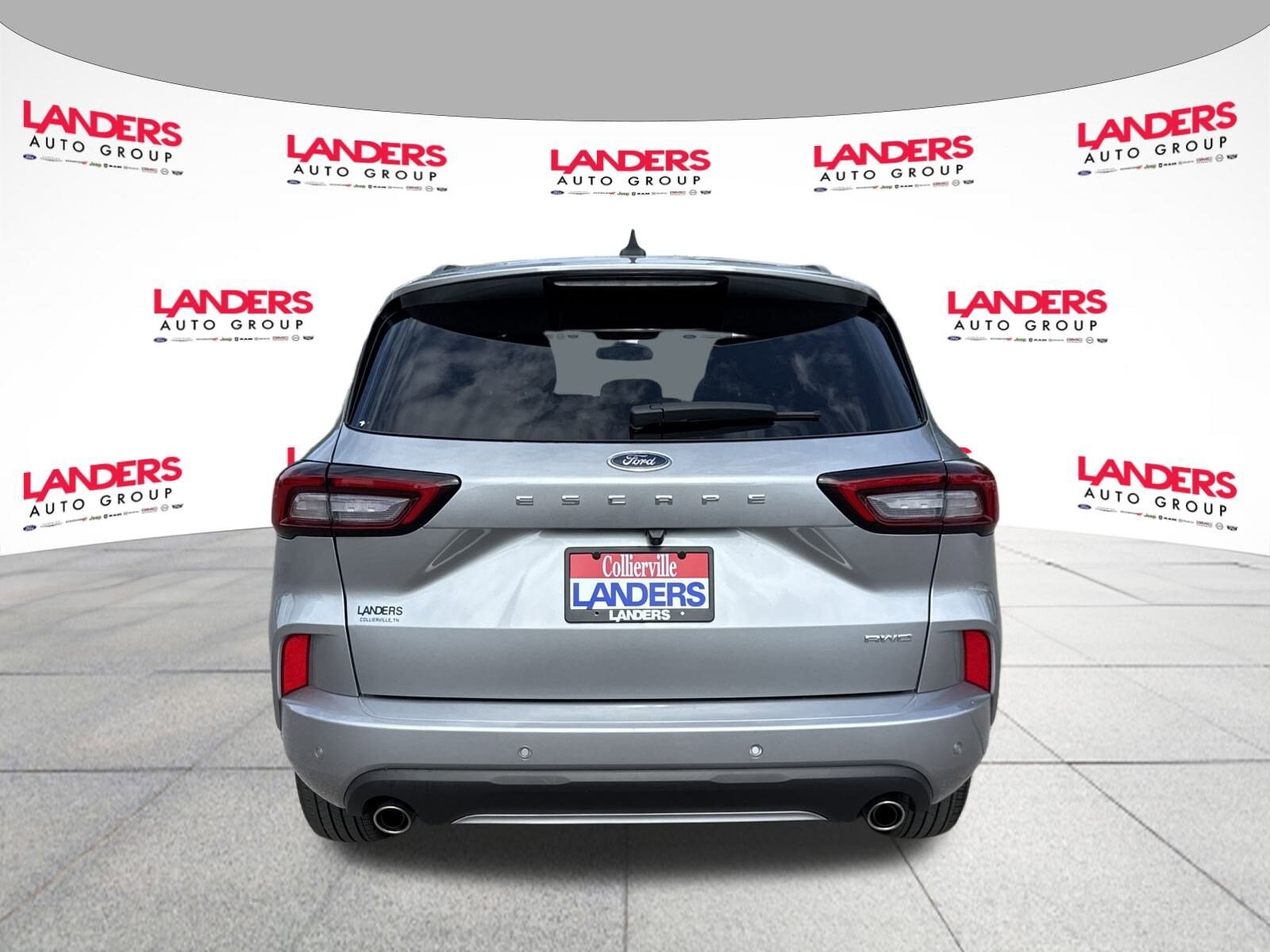 2024 Ford Escape ST-Line photo 4