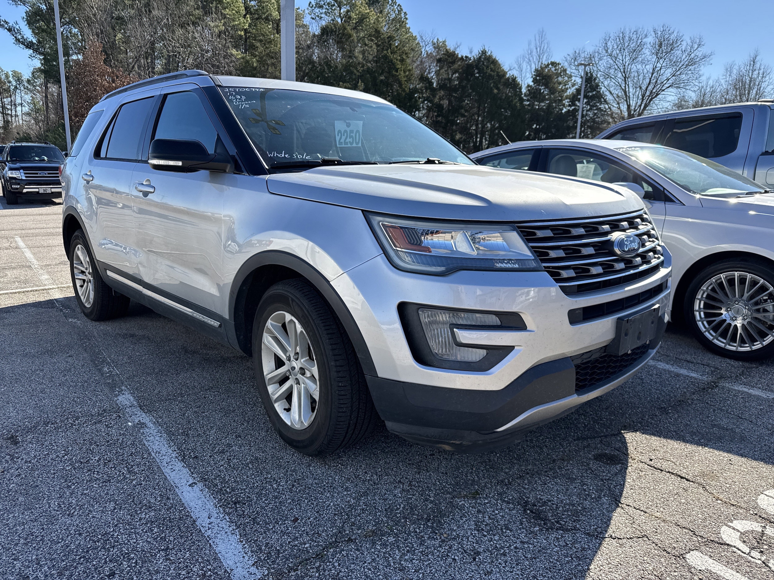 2017 Ford Explorer XLT's photo