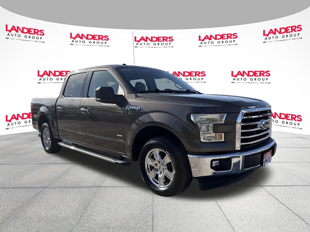Used 2017 Ford F-150 XLT Truck SuperCrew Cab