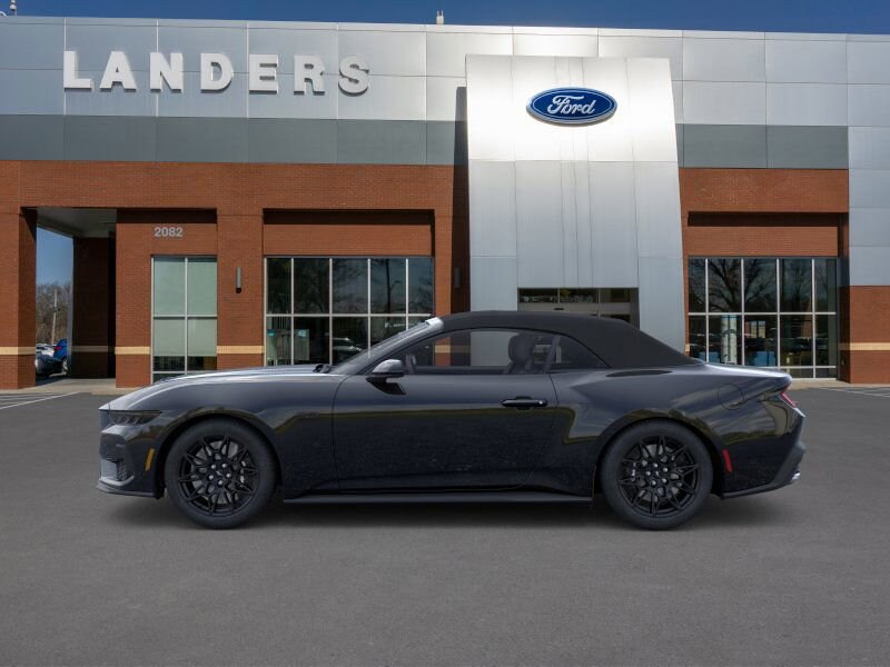2025 Ford Mustang GT Premium photo 3