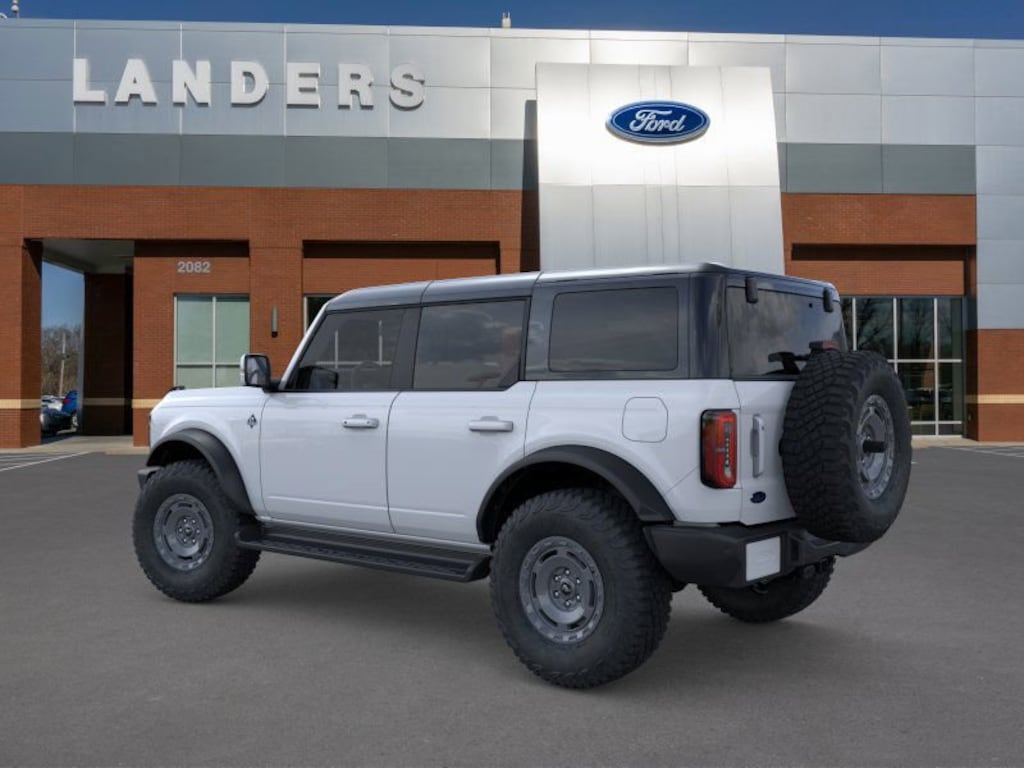 New 2025 Ford Bronco Outer Banks SUV