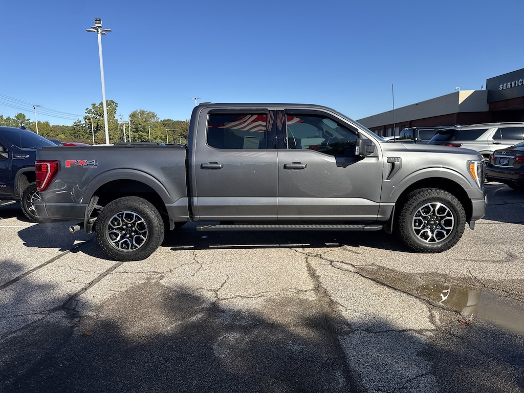 Used 2022 Ford F-150 XLT Truck SuperCrew Cab