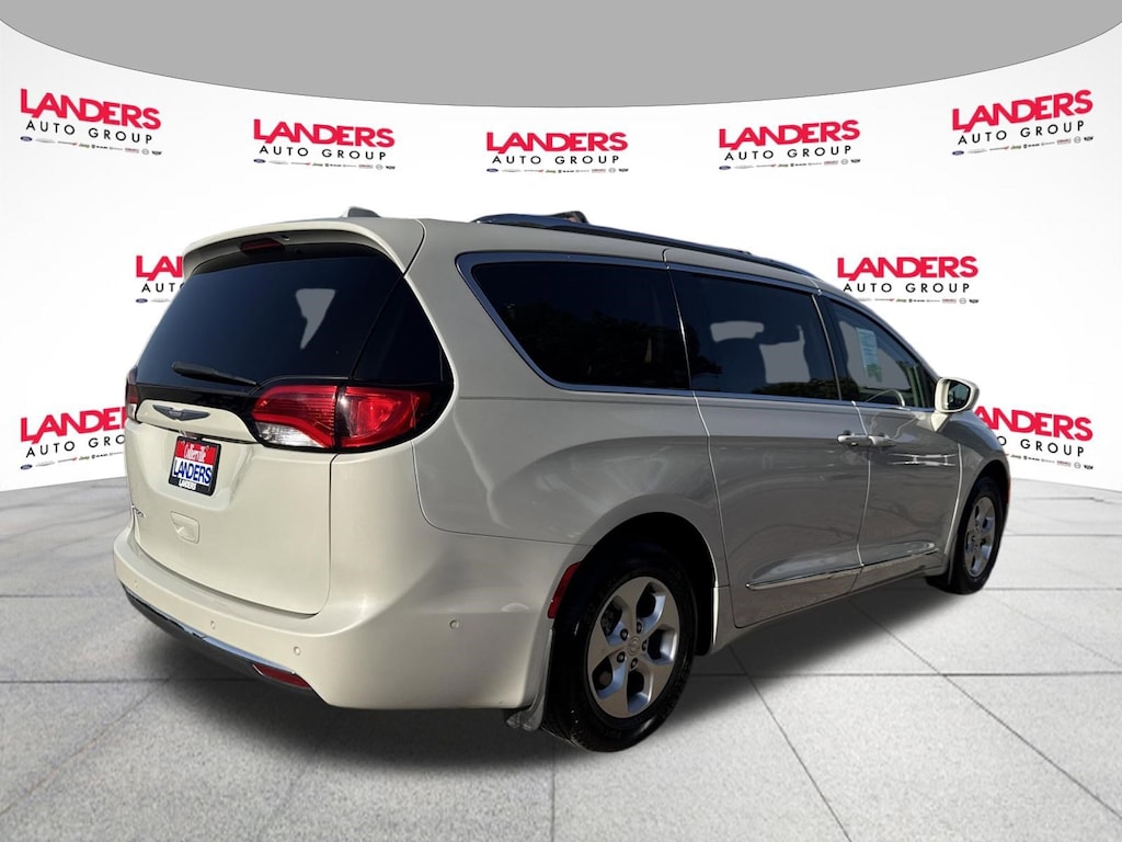 Used 2017 Chrysler Pacifica Touring-L Plus Van