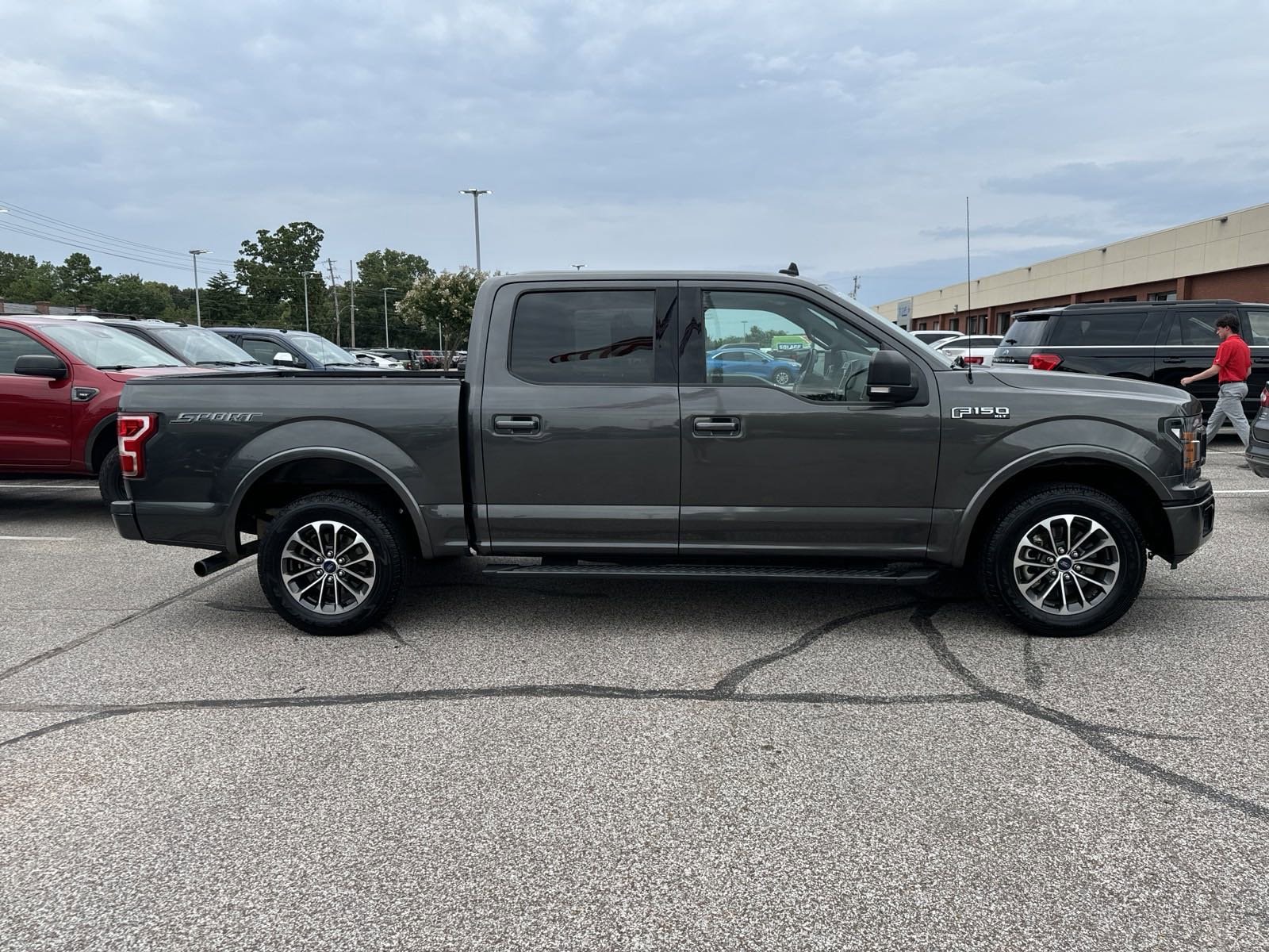 Certified 2020 Ford F-150 XLT with VIN 1FTEW1CP9LKF07670 for sale in Collierville, TN