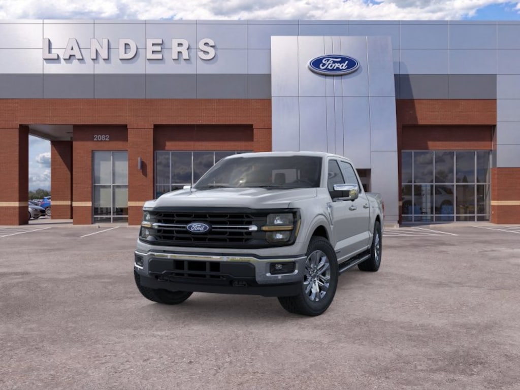 New 2026 Ford F-150 XLT Truck SuperCrew Cab