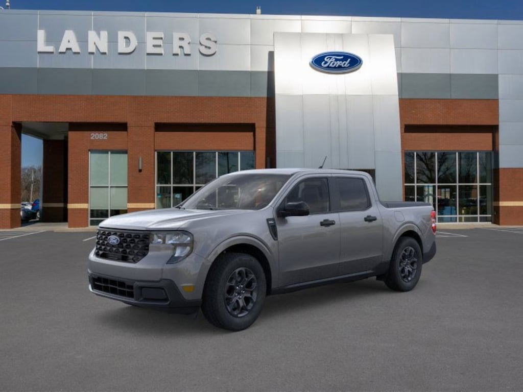 New 2025 Ford Maverick XLT Truck SuperCrew