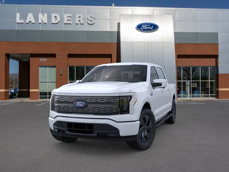 2025 Ford F-150 Lightning Lariat photo 2