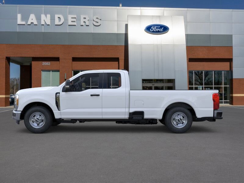 2025 Ford F-250 XL photo 3