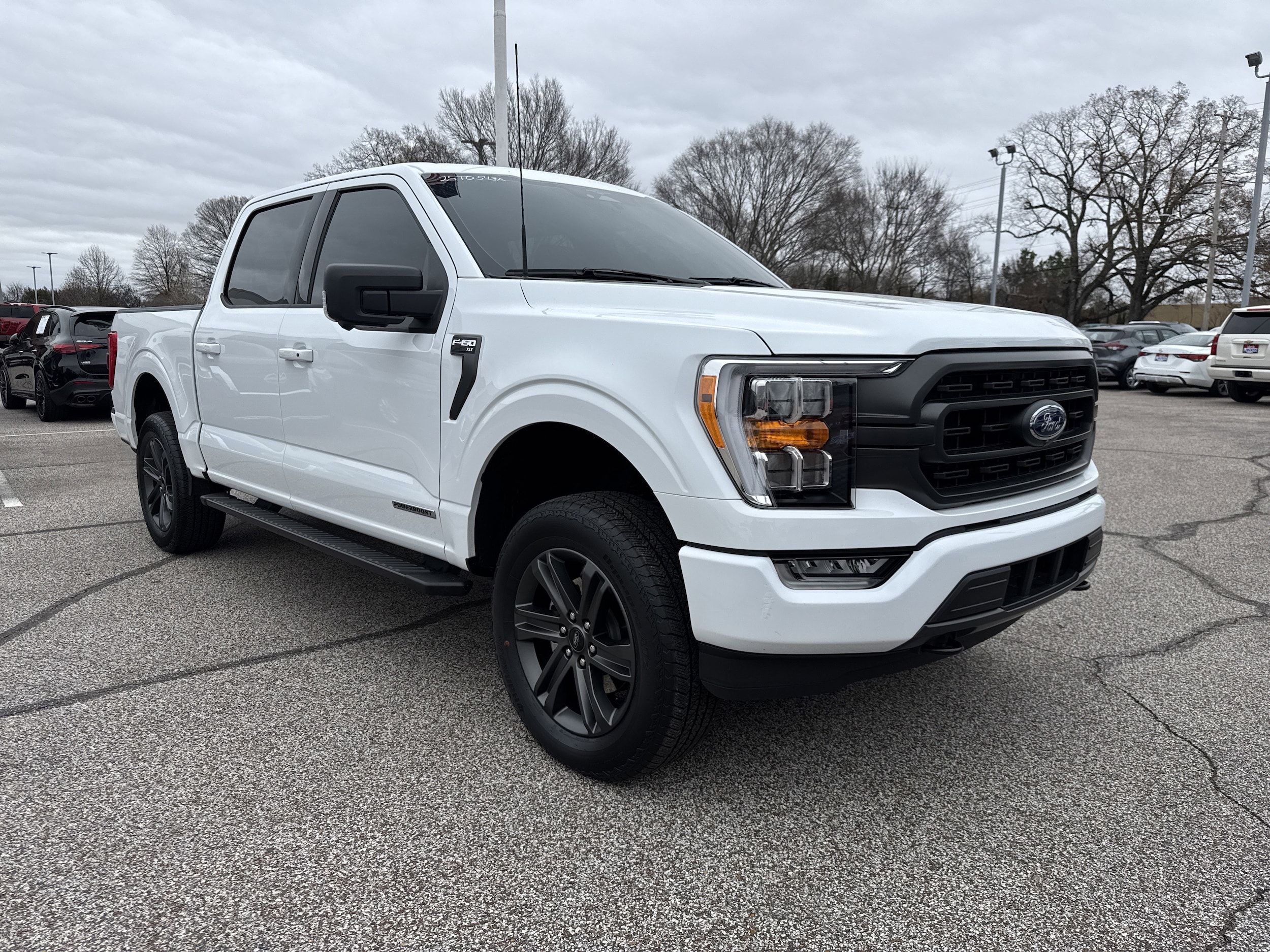 2023 Ford F-150 XLT's photo