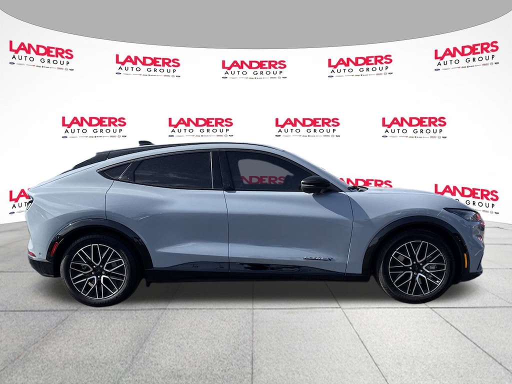 Used 2024 Ford Mustang Mach-E Premium SUV