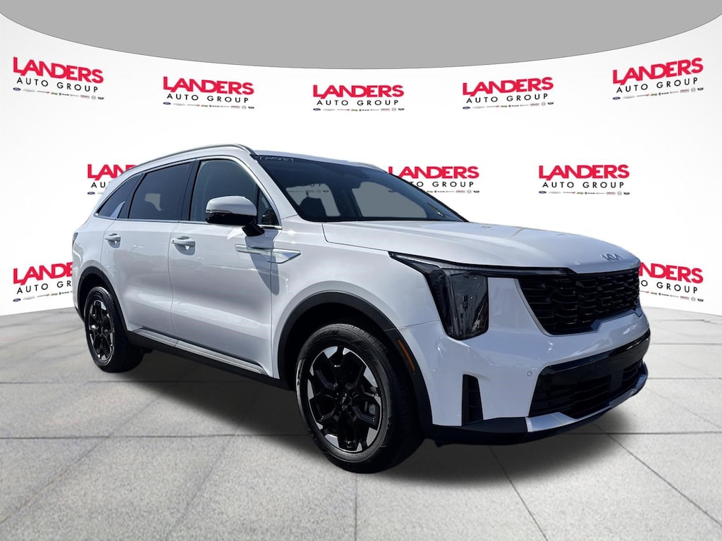 Used 2025 Kia Sorento S SUV