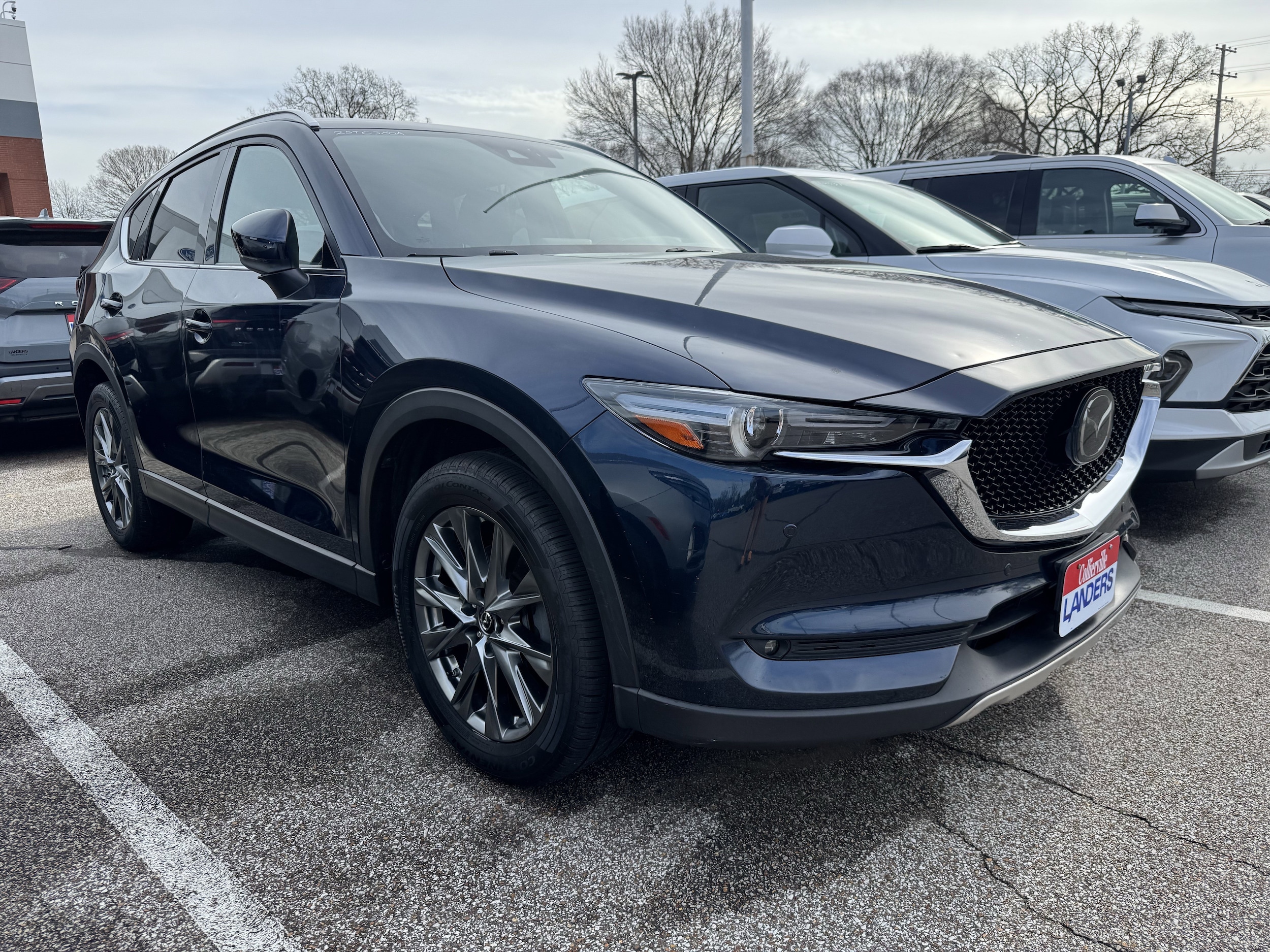2019 Mazda CX-5 Signature's photo