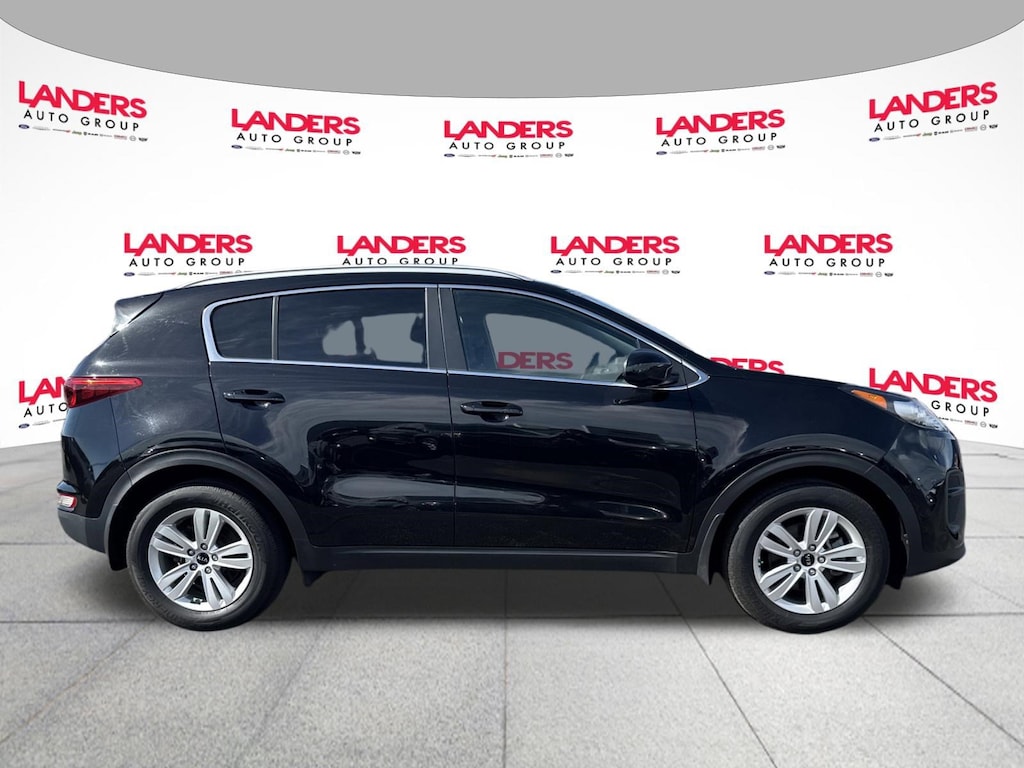 Used 2018 Kia Sportage LX SUV