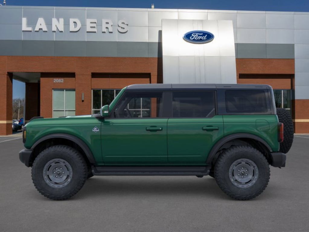 New 2025 Ford Bronco Outer Banks SUV