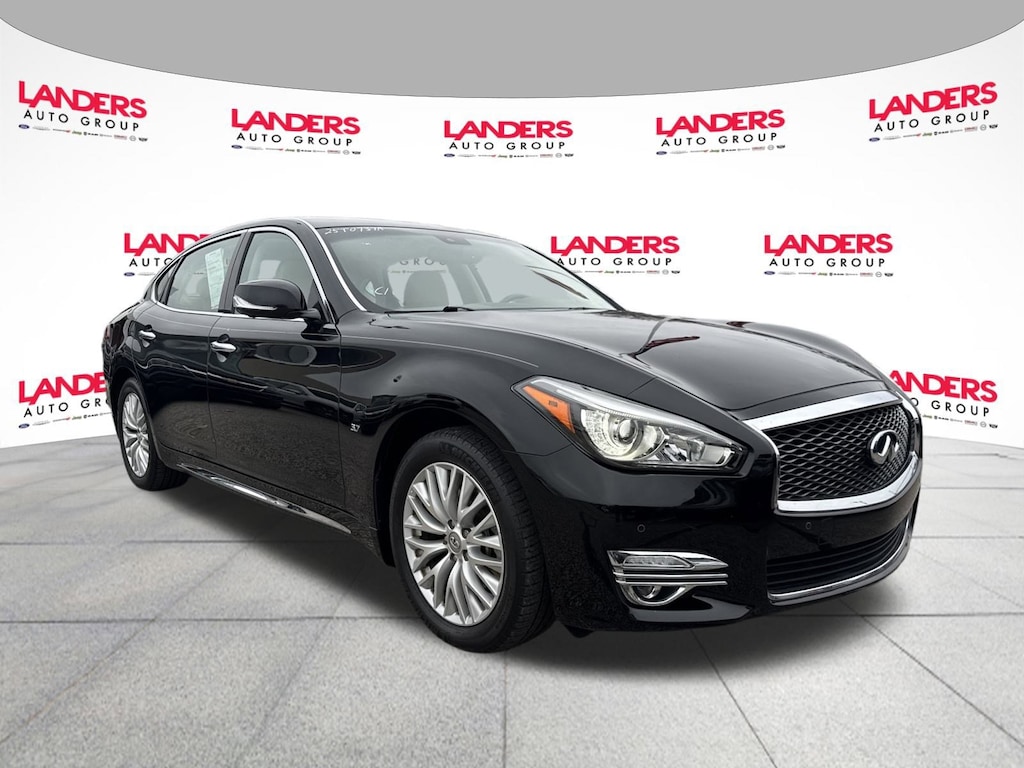 Used 2019 INFINITI Q70L 3.7 LUXE Sedan