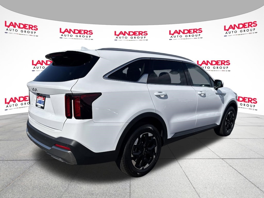 Used 2025 Kia Sorento S SUV