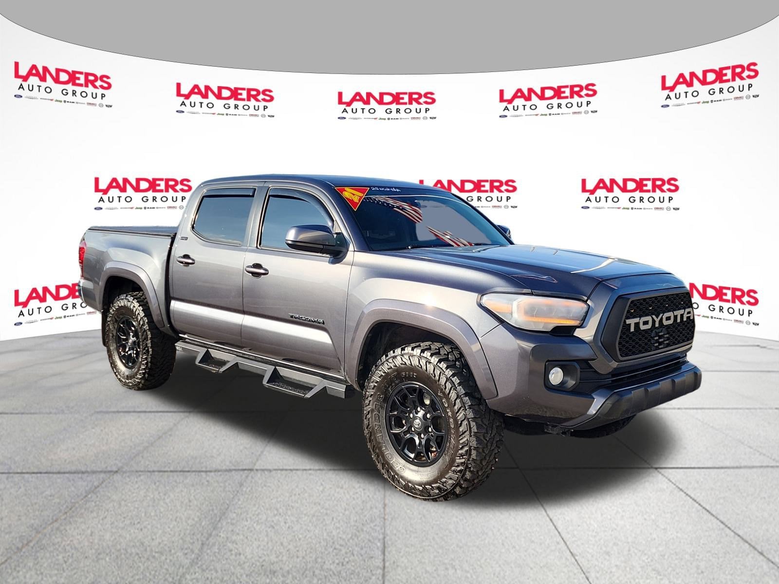 2021 Toyota Tacoma SR5's photo