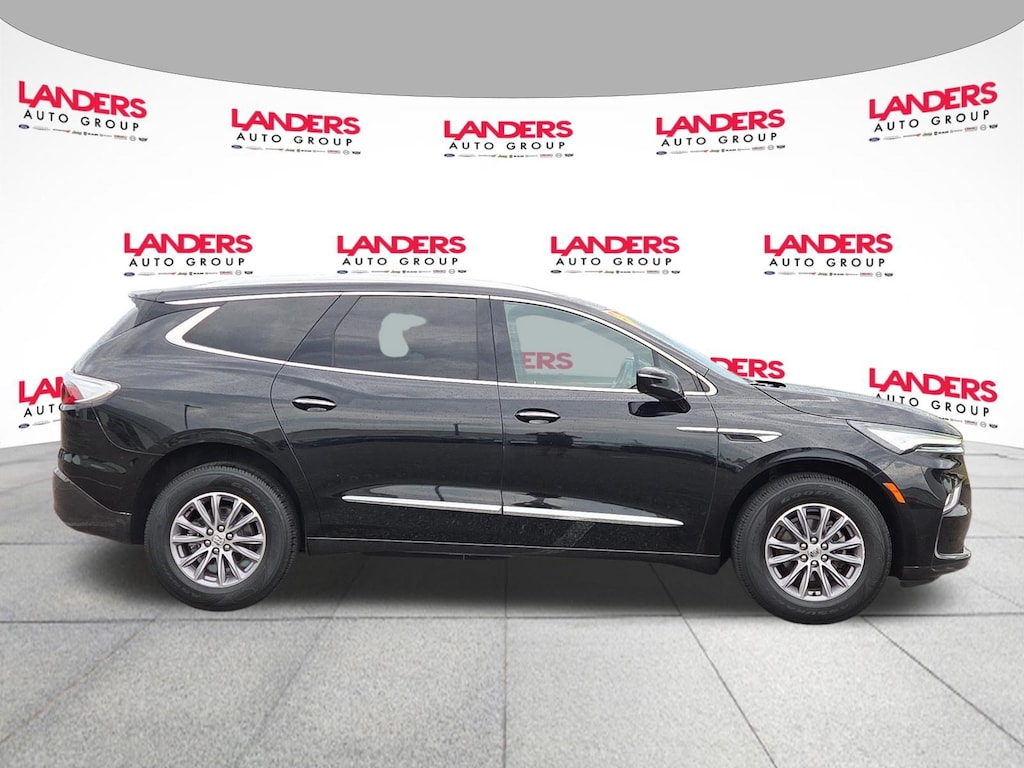 Used 2023 Buick Enclave Essence AWD Essence